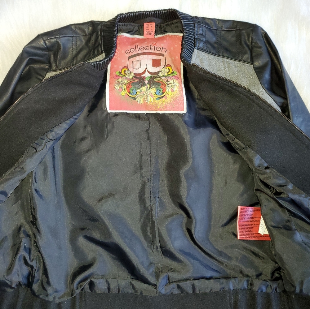 The B collection jacket - Picture 2 of 4